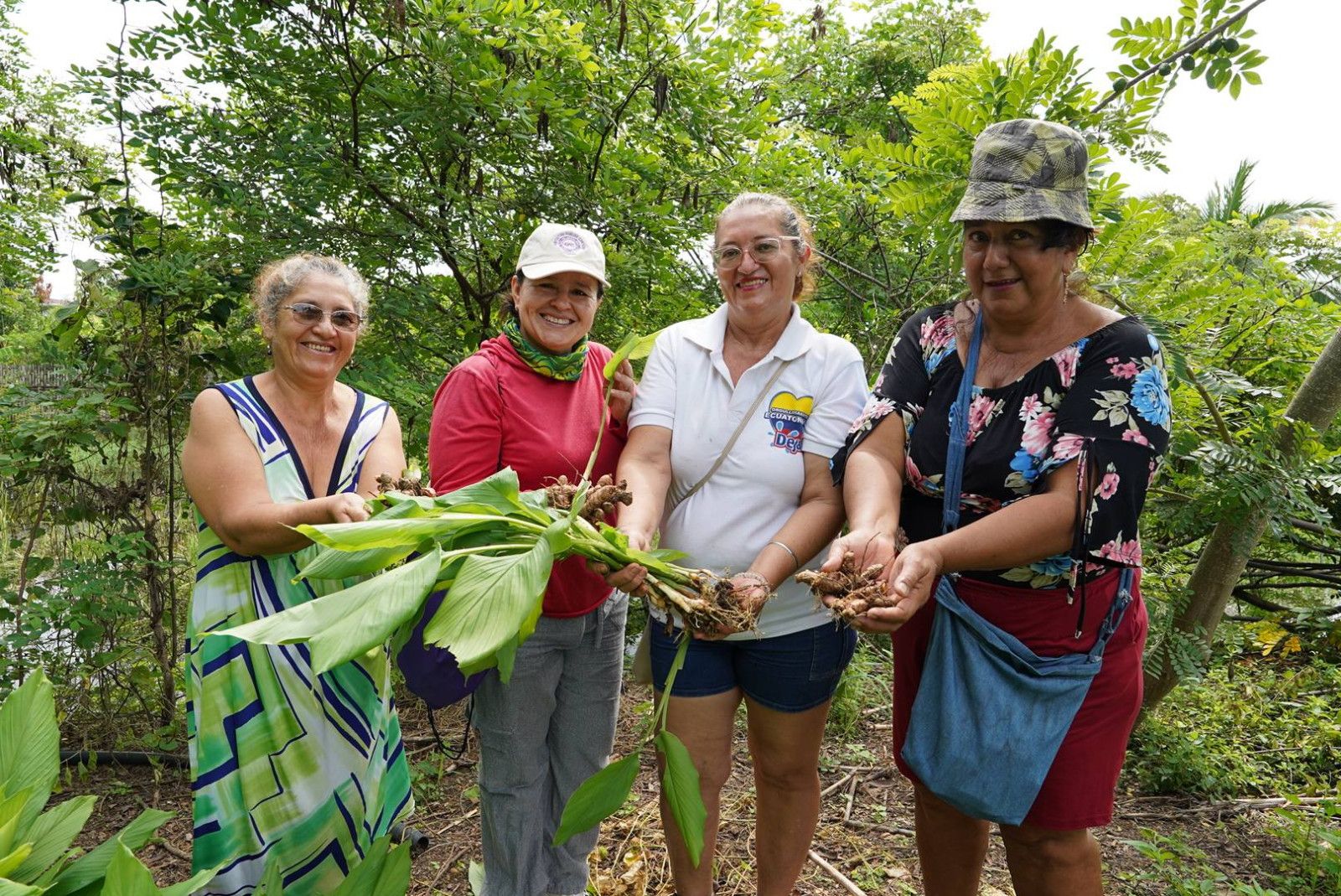 Escuela de formación política y Soberanía Alimentaria: La Troja Manaba